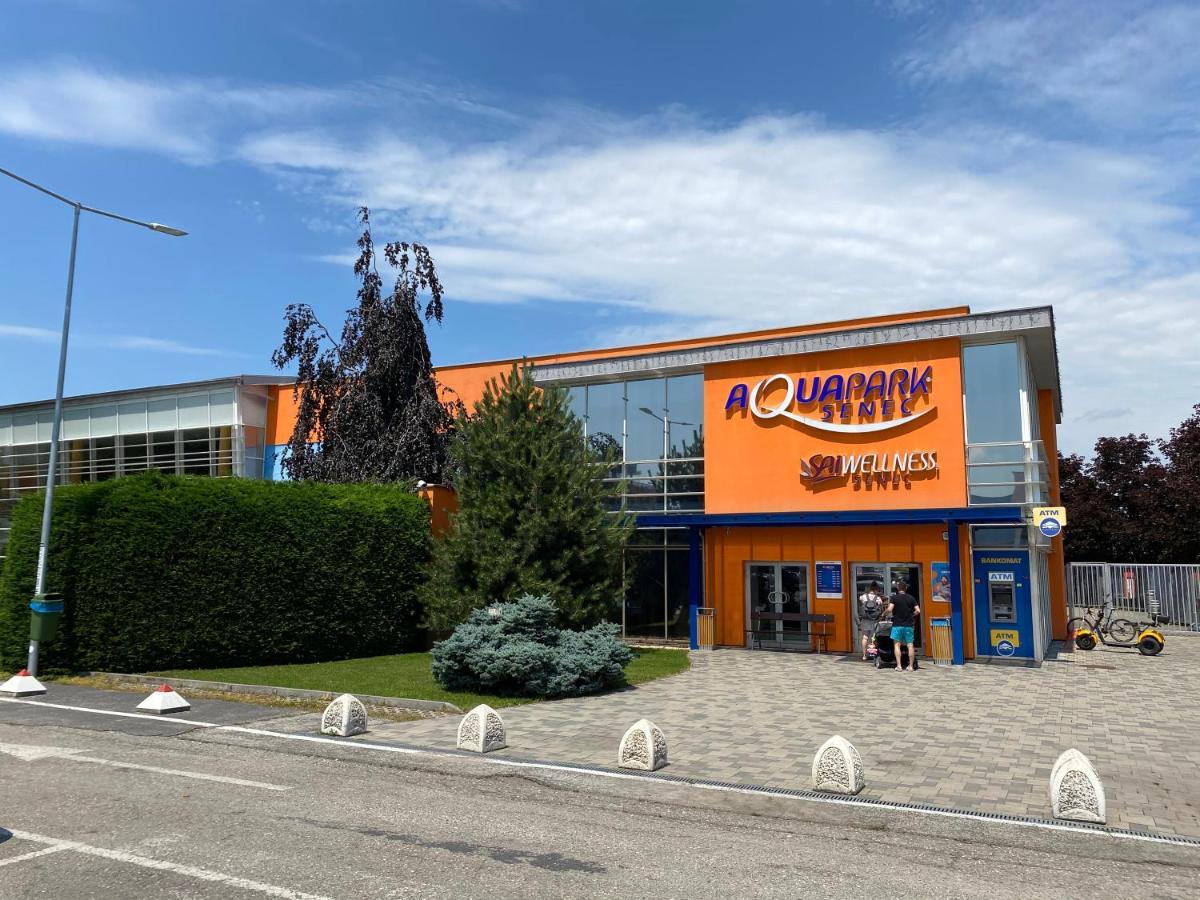 סנץ Apartman Delfin מראה חיצוני תמונה